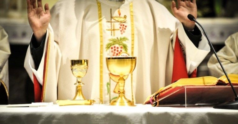 Impedisce lo svolgimento della Messa: senegalese arrestato a Oristano