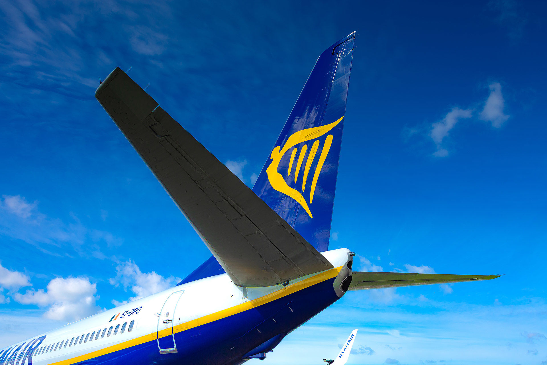 Ryanair riprende i collegamenti aerei da e per Cagliari: ecco i voli