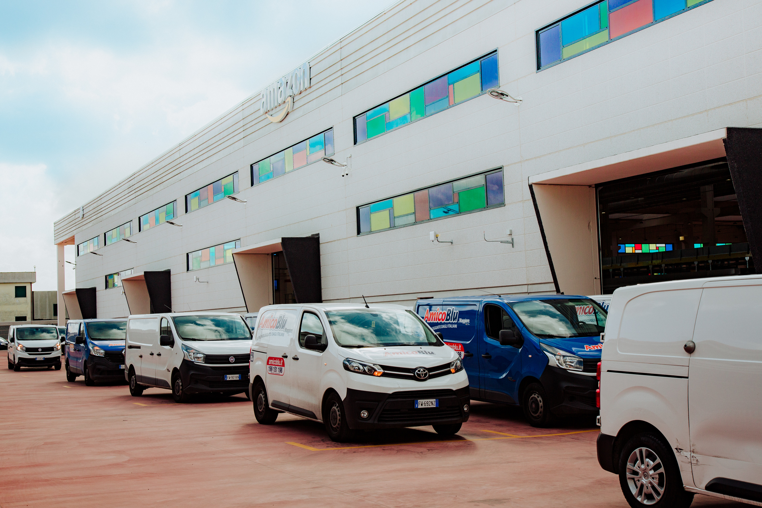 Cagliari, Amazon apre un nuovo deposito di smistamento: assunzioni per 100 persone