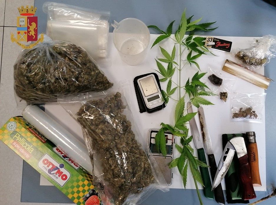 Cagliari, marijuana e 4.600 euro in contanti in casa: nei guai pusher 22enne