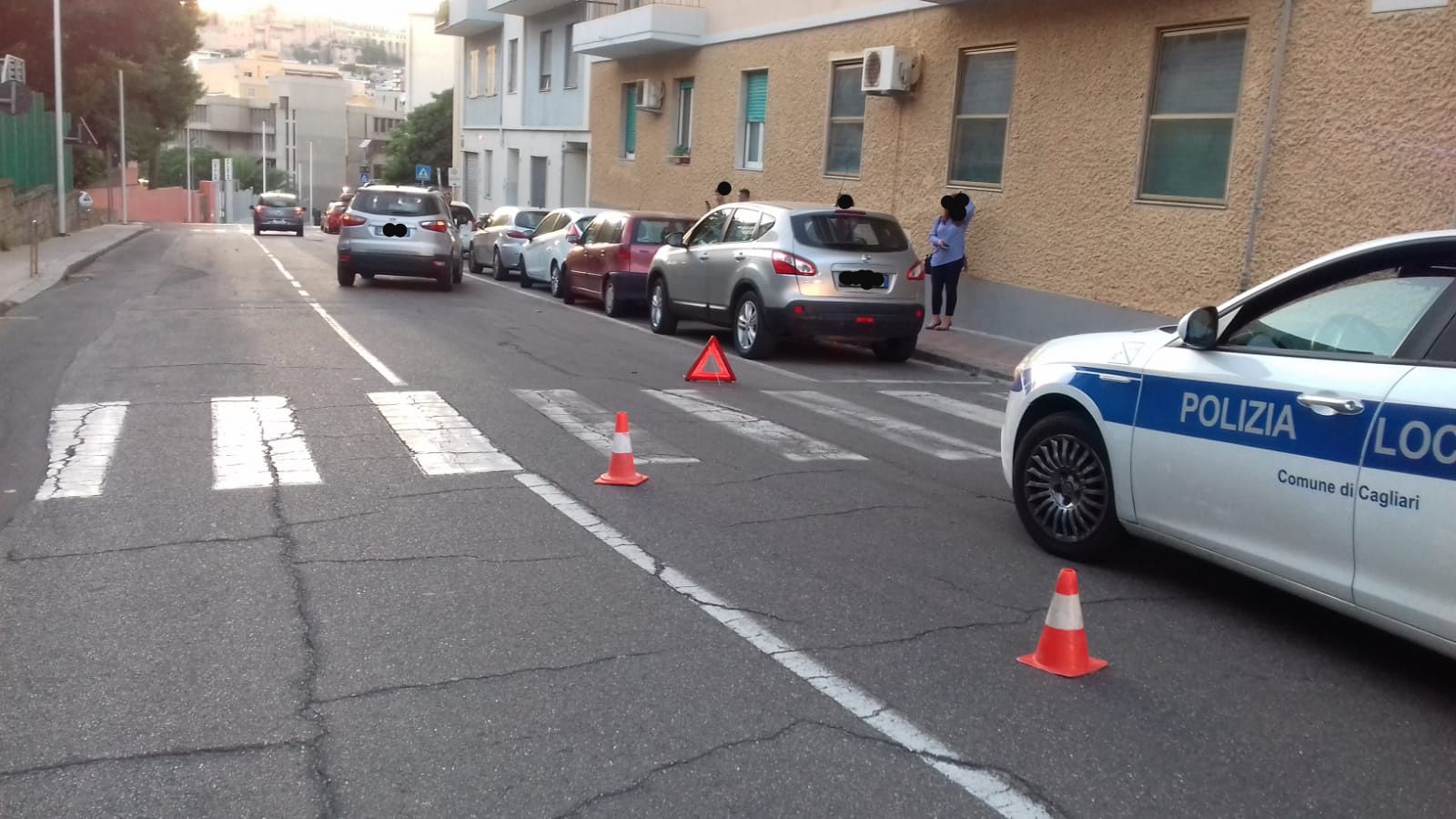 Cagliari, un’altra donna investita fuori dalle strisce: 75enne finisce all’ospedale