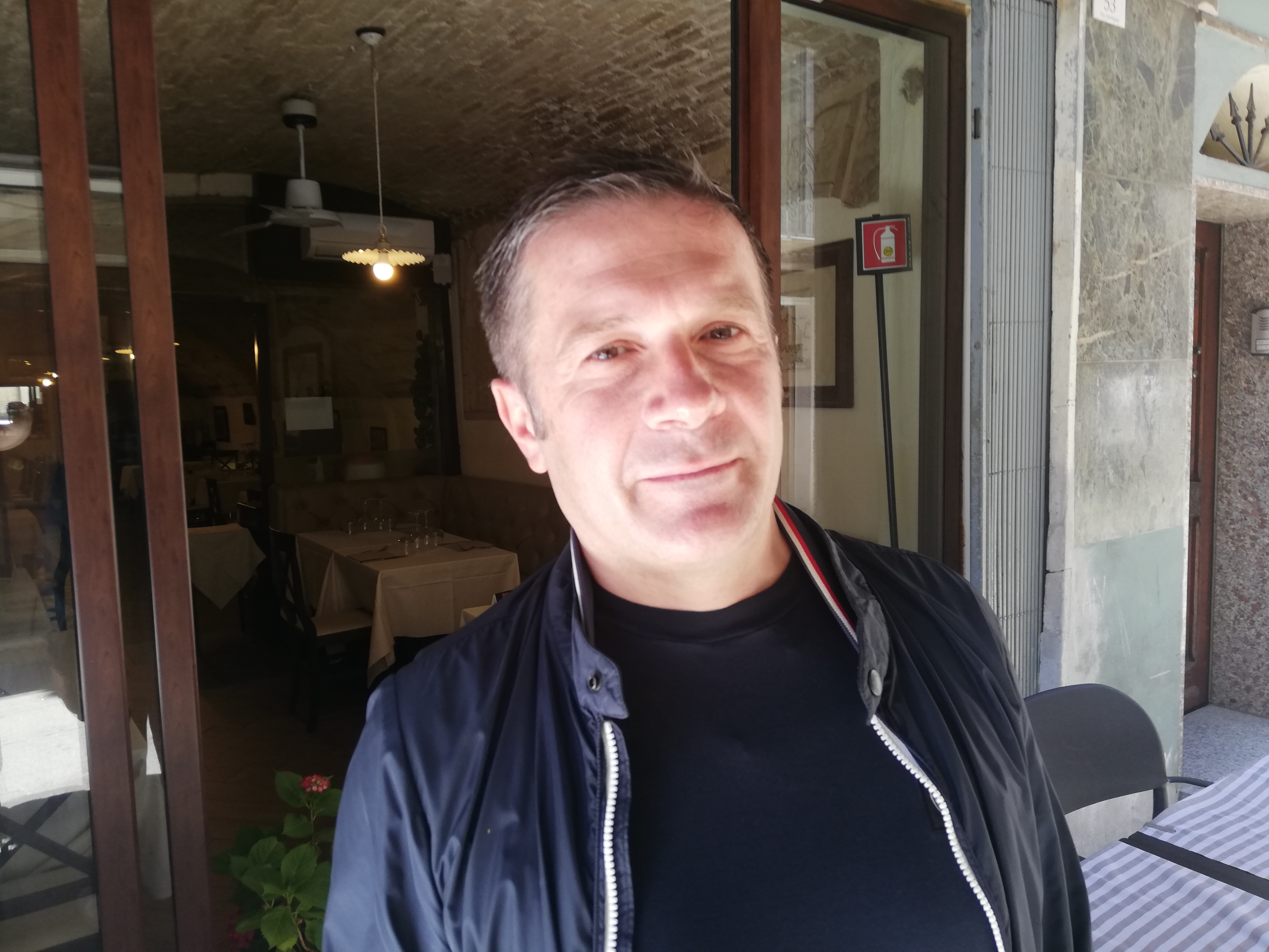 “Ristorante e bistrot riaperti, senza i turisti a Cagliari incassi dimezzati: spero nei clienti sardi”