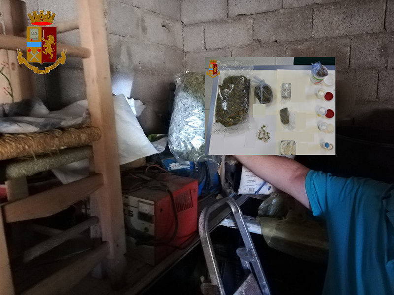 Droga nascosta in blocchi di cemento e sotto la paglia, pregiudicato 44enne di Guasila arrestato