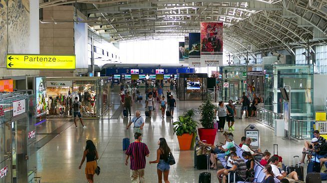 Turisti nell’Isola, al via “Sardegna sicura”: ecco il modulo per le registrazioni on line