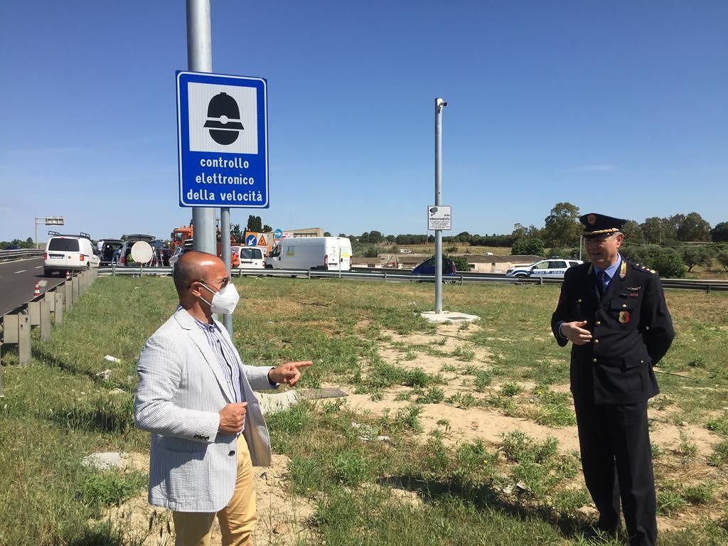 Selargius, 200 multe in un mese col nuovo autovelox: “Auto addirittura a 169 km orari”