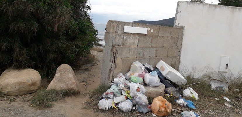 Sono tornati i furbetti dei rifiuti a Baccu Mandara: “Guardate la situazione igienica….”