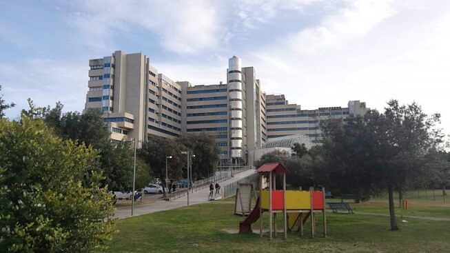 Cagliari prega per Erika Mascia, la postina travolta dal bus: “Forza, guerriera”