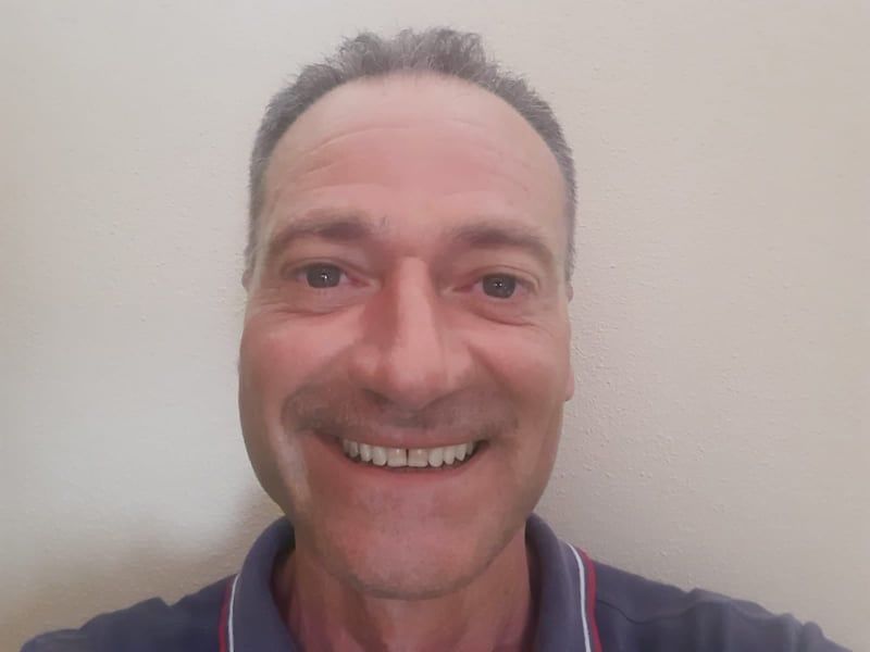 Corrado Giannotte, l’eroe del Poetto: “Così ho salvato la bimba che stava per annegare”