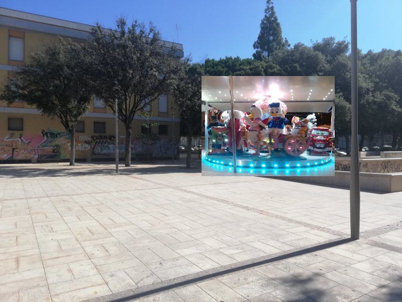 Cagliari, la giostrina contro il degrado in piazza Giovanni: “Speriamo di far tornare le famiglie”