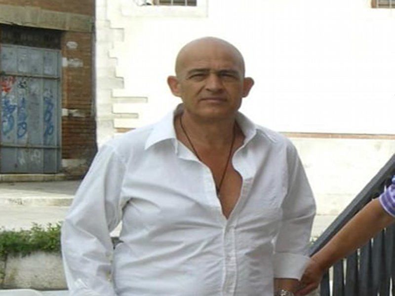 L’ultimo taglio di Pino Saba, muore a 64 anni uno dei parrucchieri più noti di Monserrato