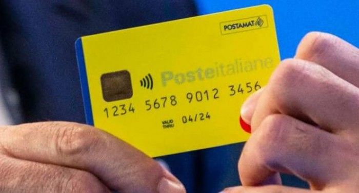 Mille furbetti del reddito di cittadinanza scoperti in 6 mesi in Sardegna: pioggia di false autocertificazioni