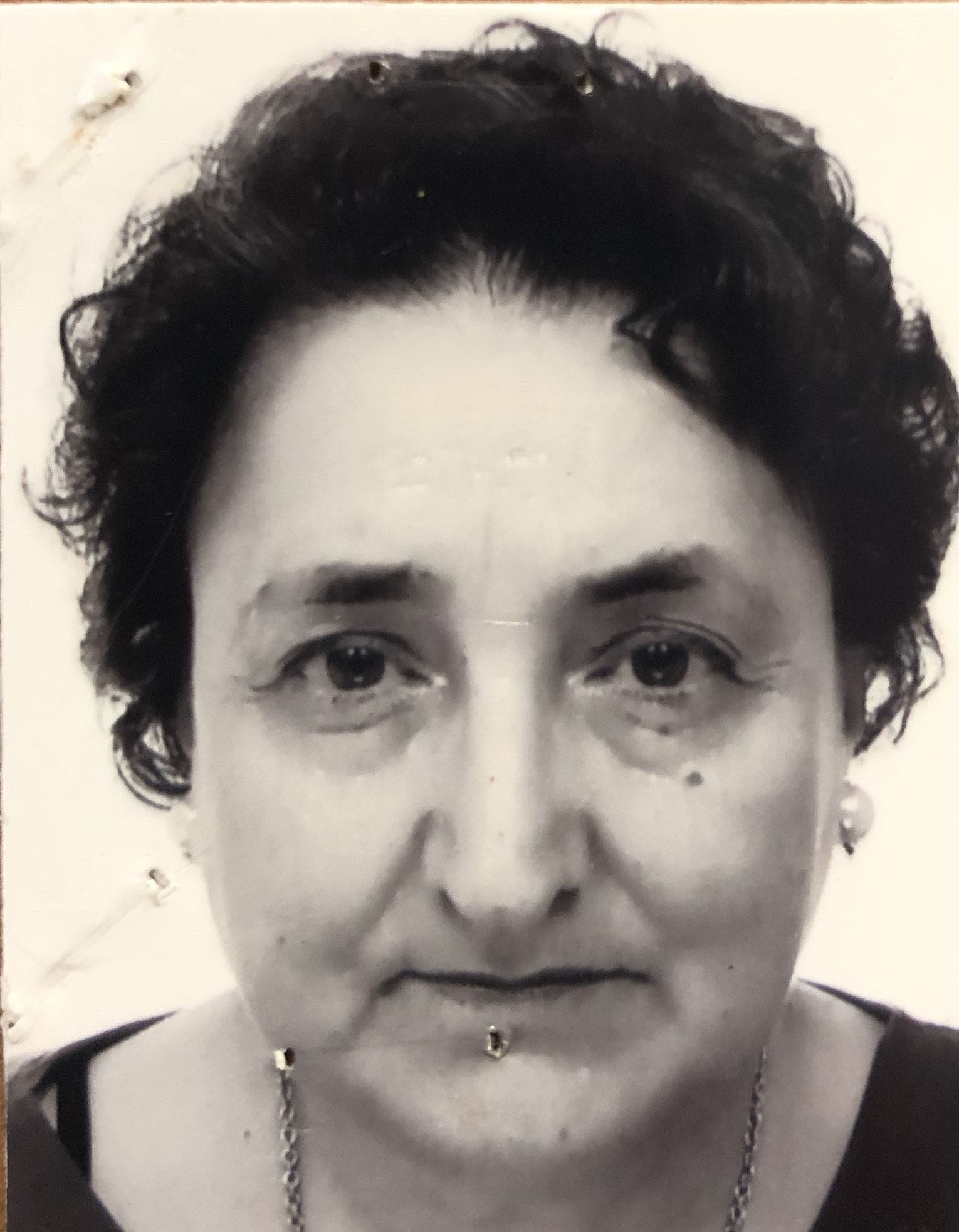 Cagliari dice addio a Elisabetta Spigno: il triste annuncio della figlia con i fratelli e i nipoti