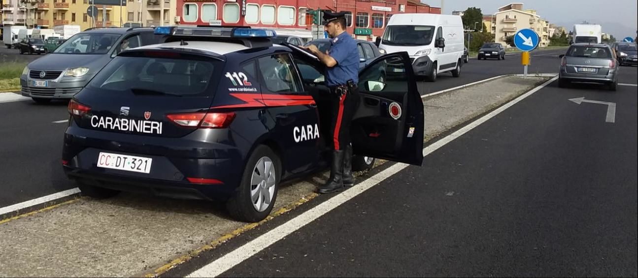 Coppia di cagliaritani rapinata in casa a Capoterra: 4 rom arrestati dai carabinieri