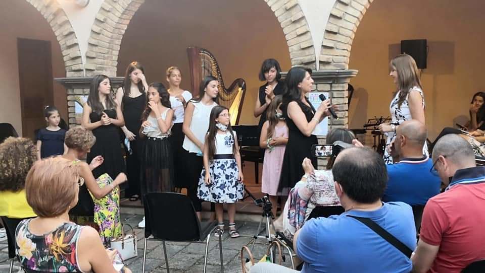 Selargius, successo per il concerto delle giovani arpiste