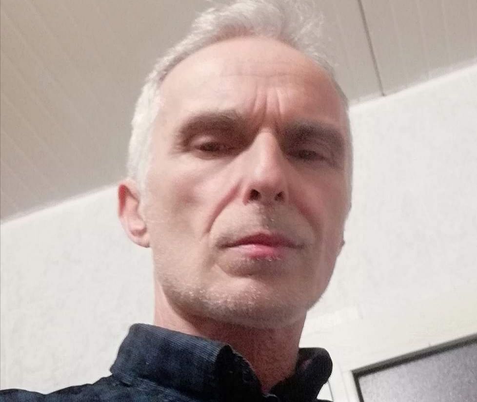 “Mio figlio Edoardo travolto e ucciso dopo la serata in discoteca a Villasimius, chiedo giustizia”