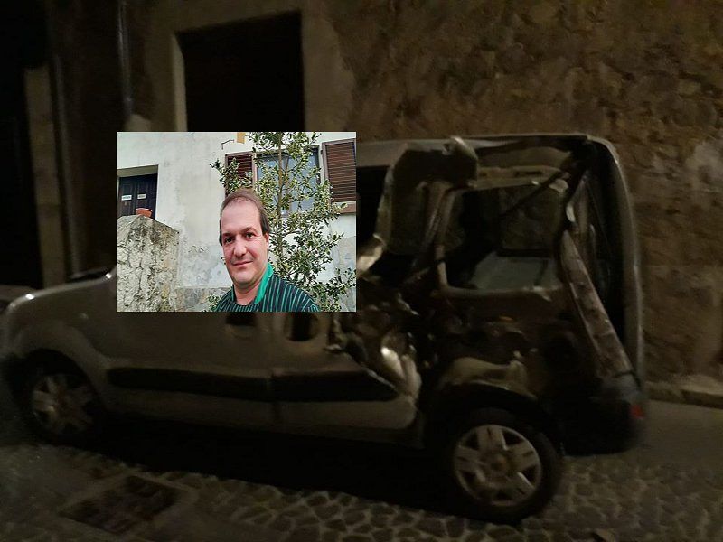 Dolianova, la rabbia dello chef Paolo Lepori: “Furgone distrutto da un vigliacco, sono a terra”