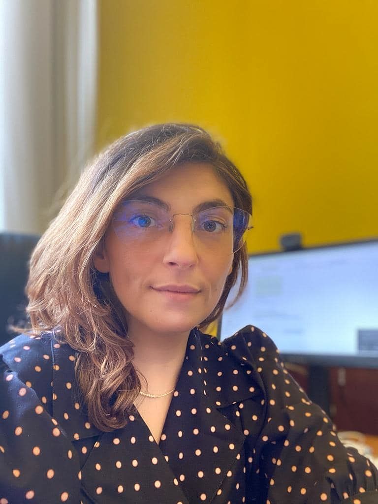 “Se mancano clienti, i ristoratori cambino mestiere”: pioggia di critiche al viceministro Laura Castelli del M5S