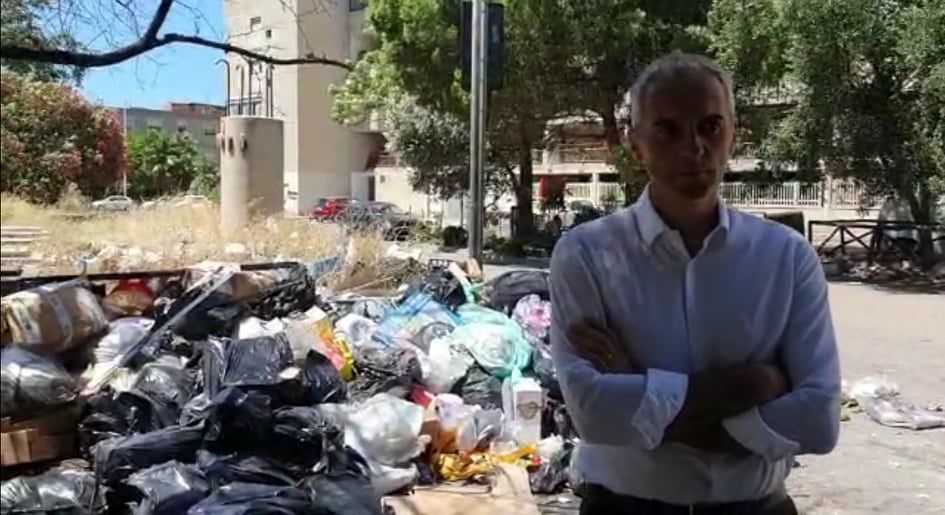 Cagliari, “Abbandonare i rifiuti in strada? E’ un’abitudine consolidata. Per ripulire Sant’Elia servirà tempo”