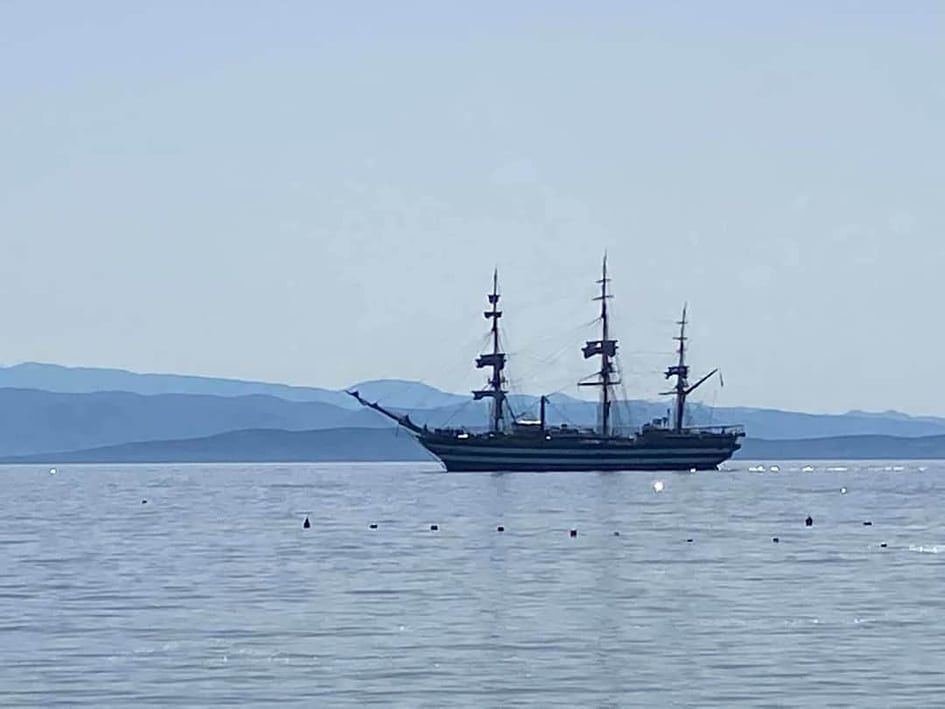 Sorpresa nei mari sardi, c’è l’Amerigo Vespucci: ecco dove si trova il veliero