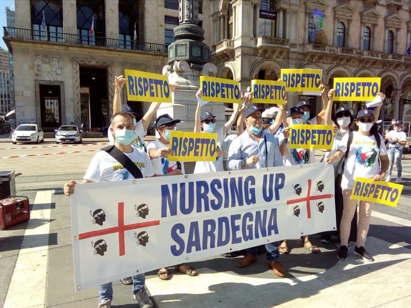 La rabbia degli infermieri sardi: “Da eroi del Coronavirus a ultimi, ci sentiamo traditi”