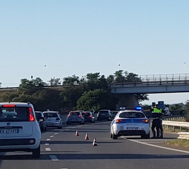 Cagliari, brutto tamponamento a Sa Illetta: traffico al rallenty sulla Sulcitana