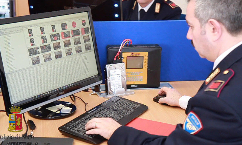 Si scambiavano video di minori sui social, nove indagati per pedofilia