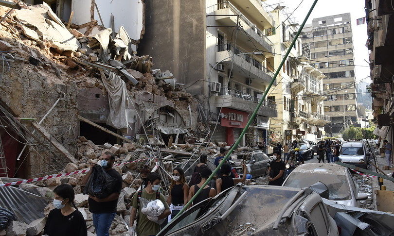 Beirut, aumentano i morti e la rabbia contro la politica
