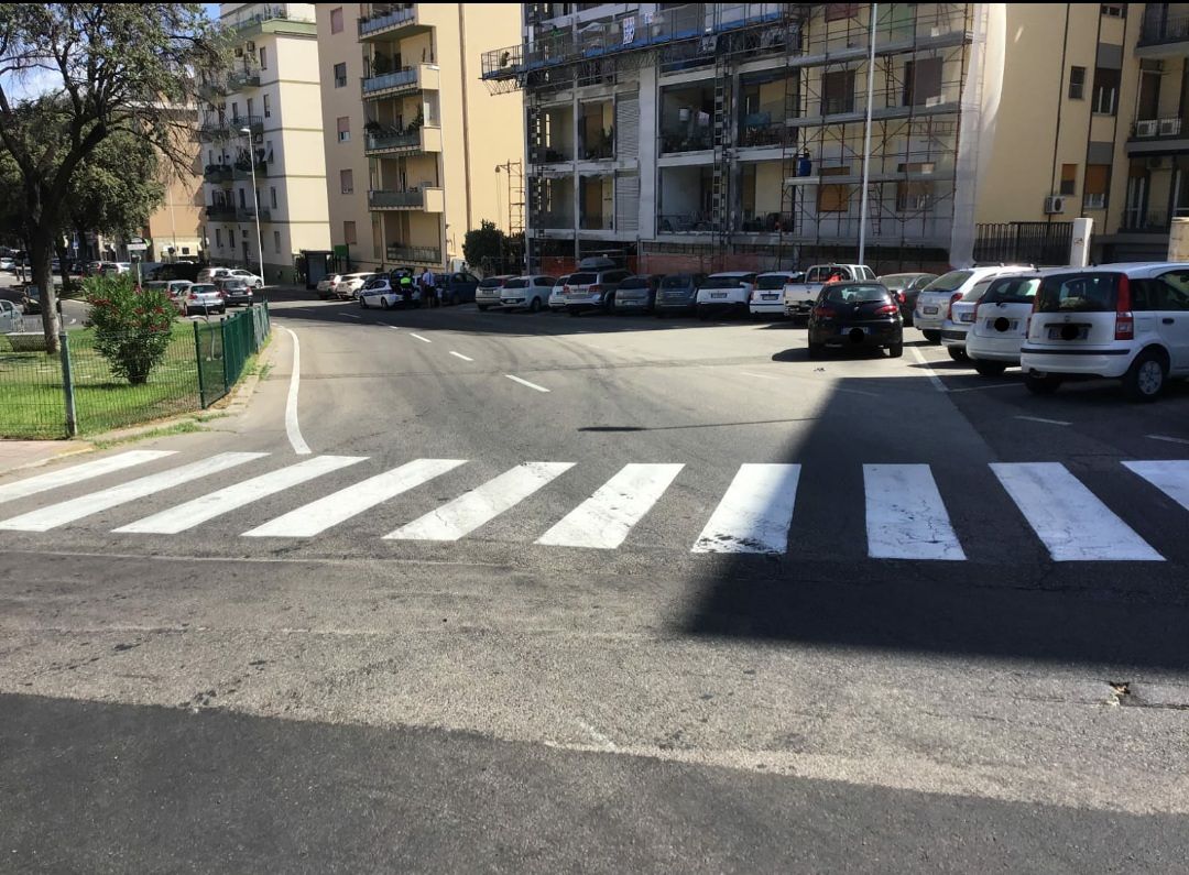 Cagliari, autocarro colpisce un pedone in via Scano: 63enne in ospedale