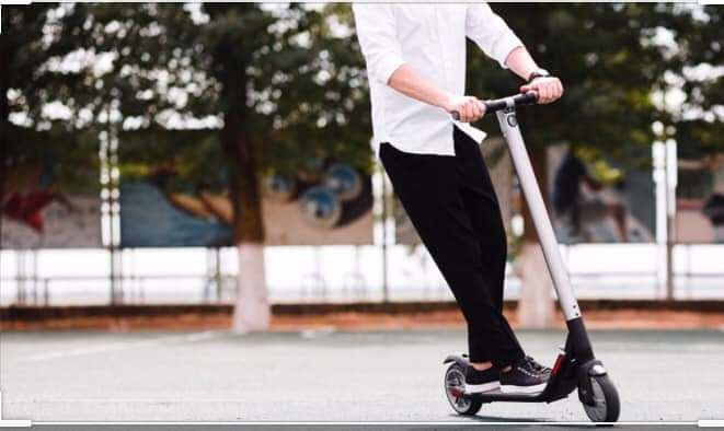 Monopattini in aumento, la sindaca di Assemini: “Molti non conoscono le regole da seguire”