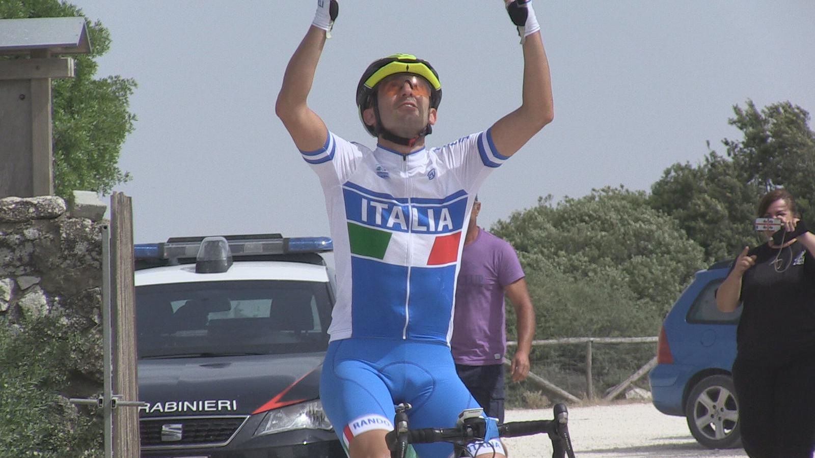 Paolo Massenti, la grande sfida dell’Everesting: in bicicletta sulla cima più alta del mondo