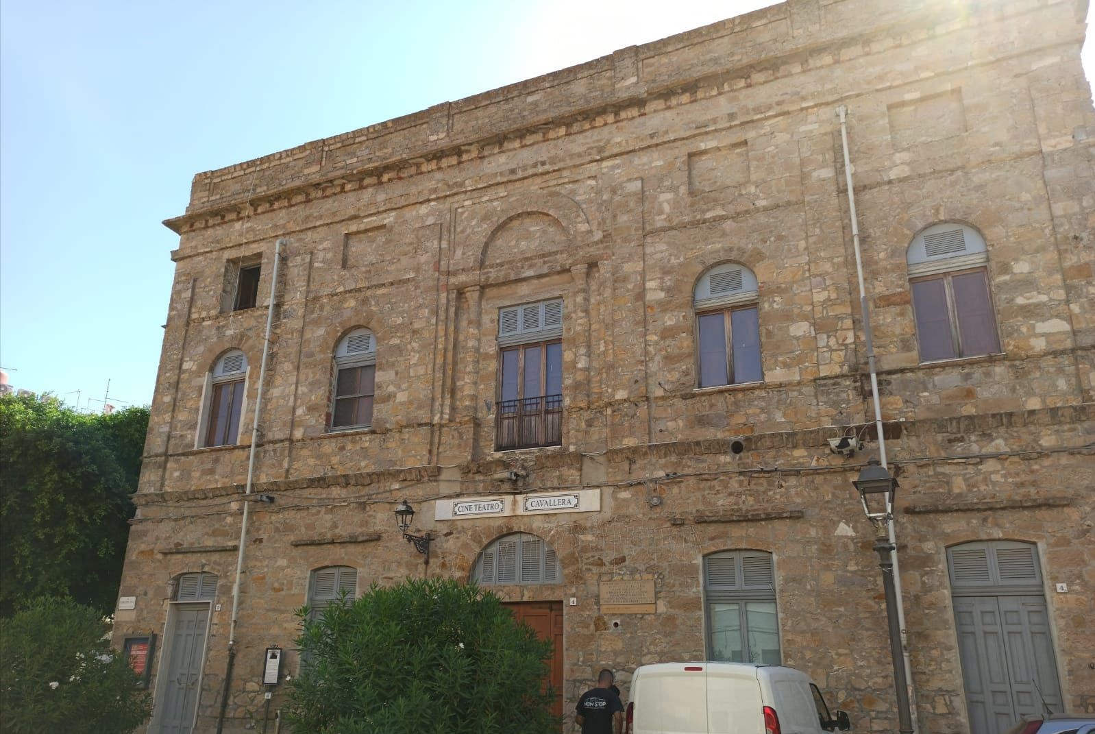 Nove positivi al Covid, screening dopo l’allarme a Carloforte: tampone a 412 persone