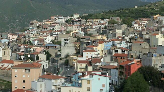 Balzo in avanti del Coronavirus a Orgosolo: 8 nuovi casi, quindici in quarantena