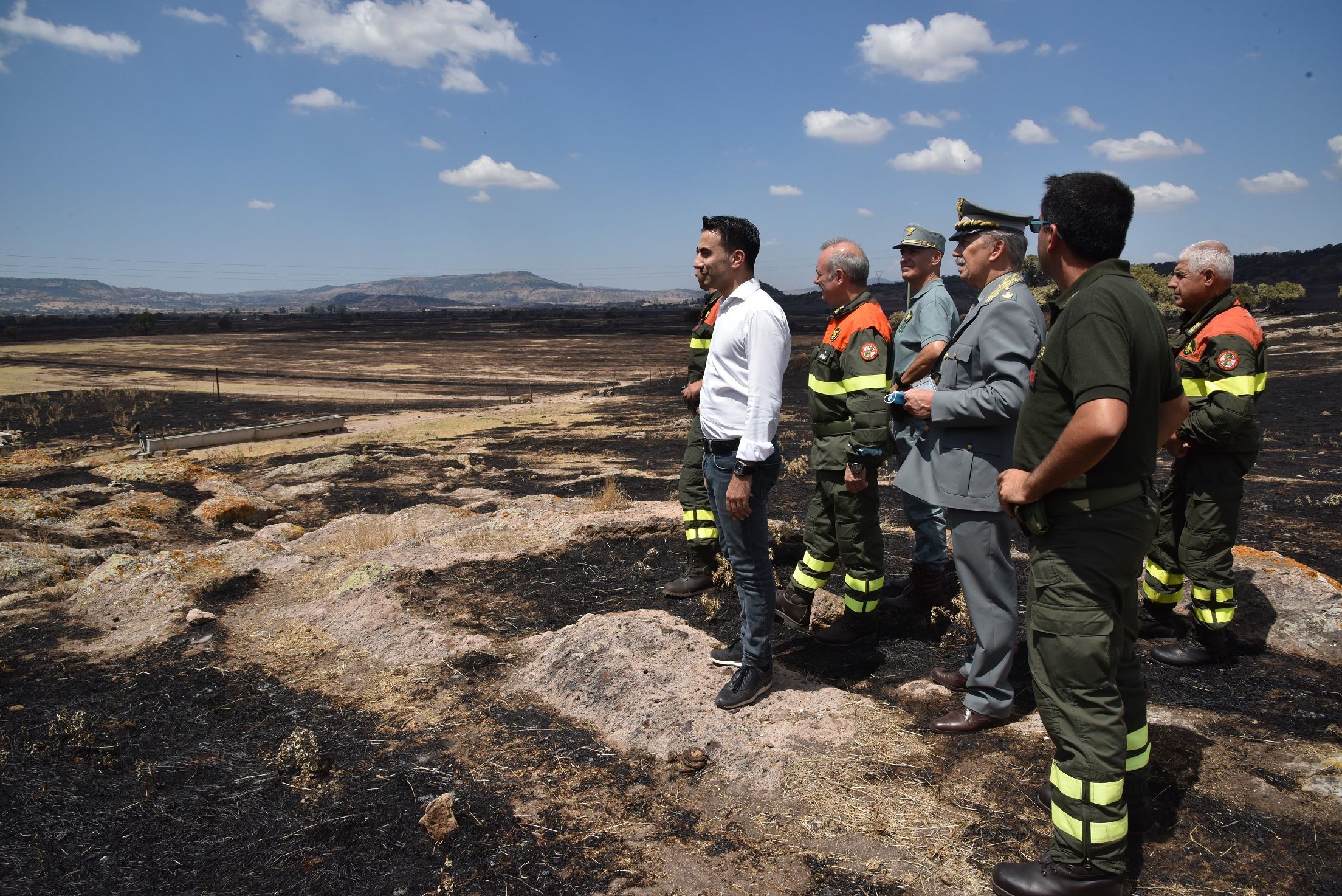 Bonorva, quel che resta dopo l’inferno di fuoco: quasi 2mila ettari in fumo, 880 lanci d’acqua