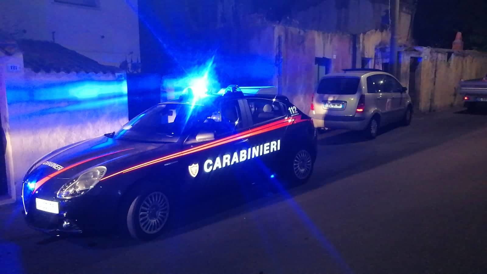 Litiga a cena col fratello e lo accoltella: muratore di Arbus in manette