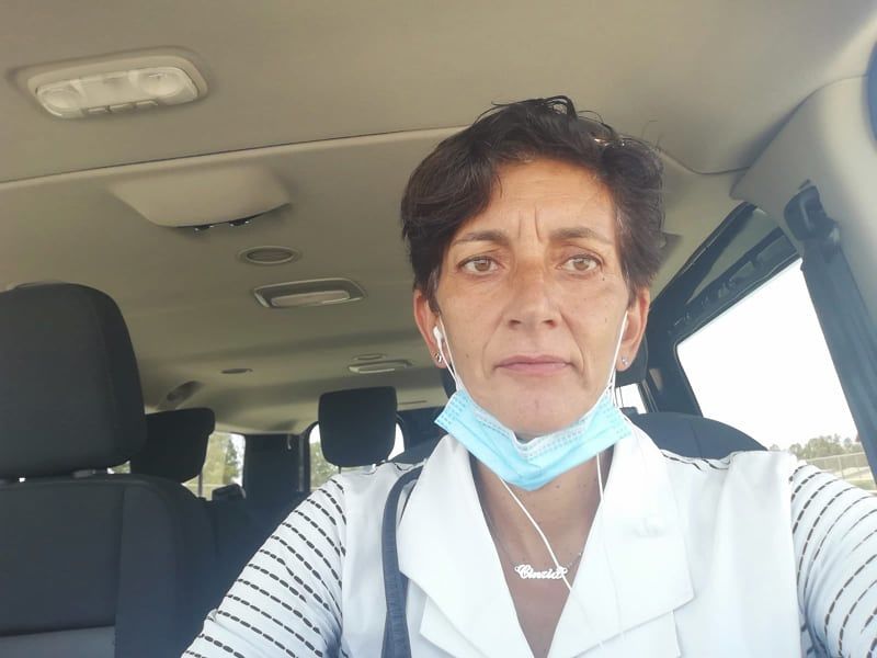 Cinzia, autista di bus turistici a Cagliari: “Niente bonus di 600 euro e pagata a chiamata, assurdo”