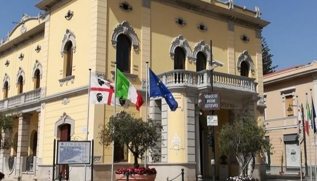 Coronavirus, positivo un dipendente del Comune di Olbia: due edifici da sanificare
