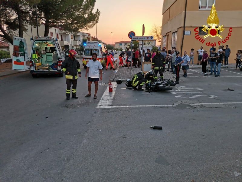 Ozieri, brutto schianto auto-moto a San Nicola: due feriti finiscono all’ospedale