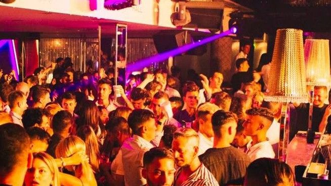 Coronavirus, confrontro tra Governo e Regioni sulle discoteche: verso un nuovo stop