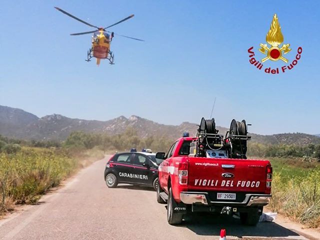 Tragedia a Feraxi: muore in spiaggia un 53enne di Selargius, dopo avere tentato di salvare il figlio e l’amichetto