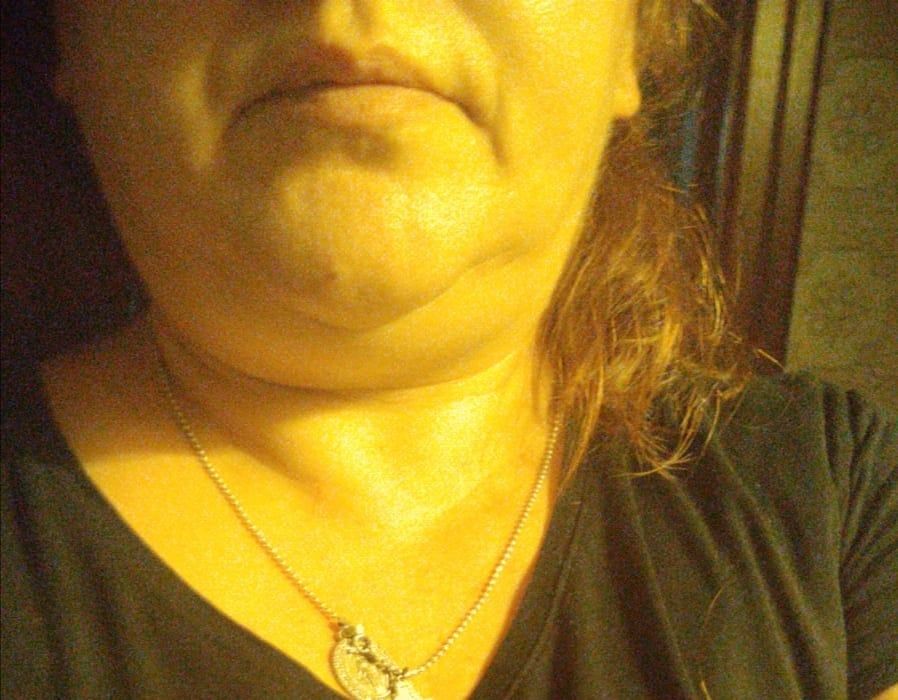 “Io, Oss di Selargius prigioniera in casa con i miei genitori malati e l’incubo del Covid”