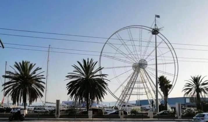 La ruota panoramica al porto divide Cagliari, Truzzu: “Il centrosinistra portava eventi da sagra paesana”
