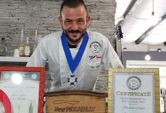 Stefano, il barista coraggioso di Villaspeciosa: “Così ho fermato 4 algerini armati”