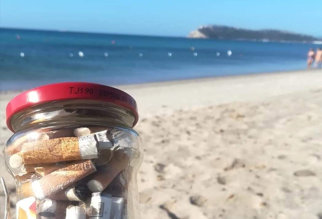 Cagliari, sabato beach cleaning day a Marina Piccola: tutti insieme per ripulire la spiaggia