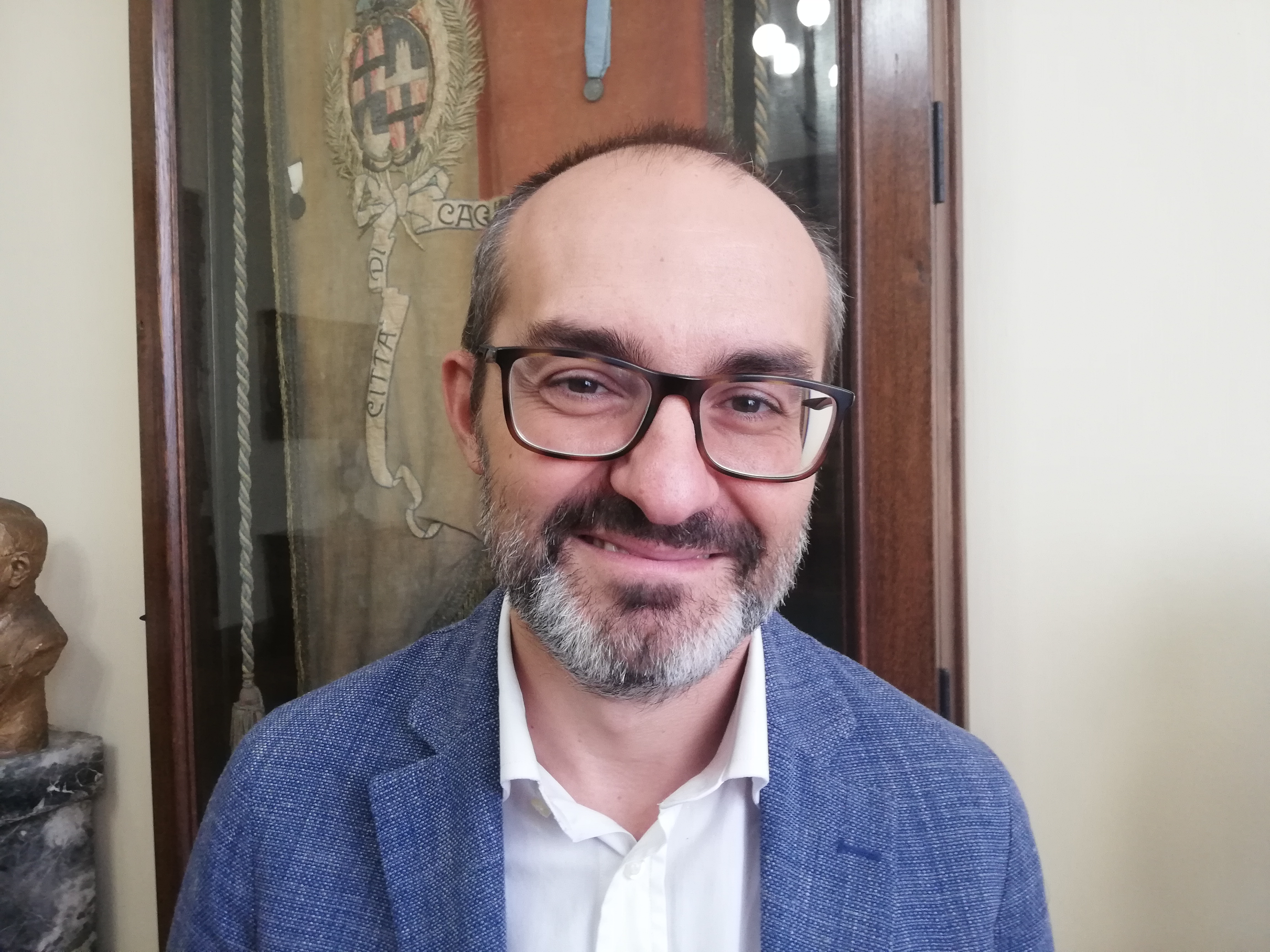 “A Cagliari 109 positivi, quindici sono ricoverati: tanti ragazzi fuori dalle scuole senza mascherina”