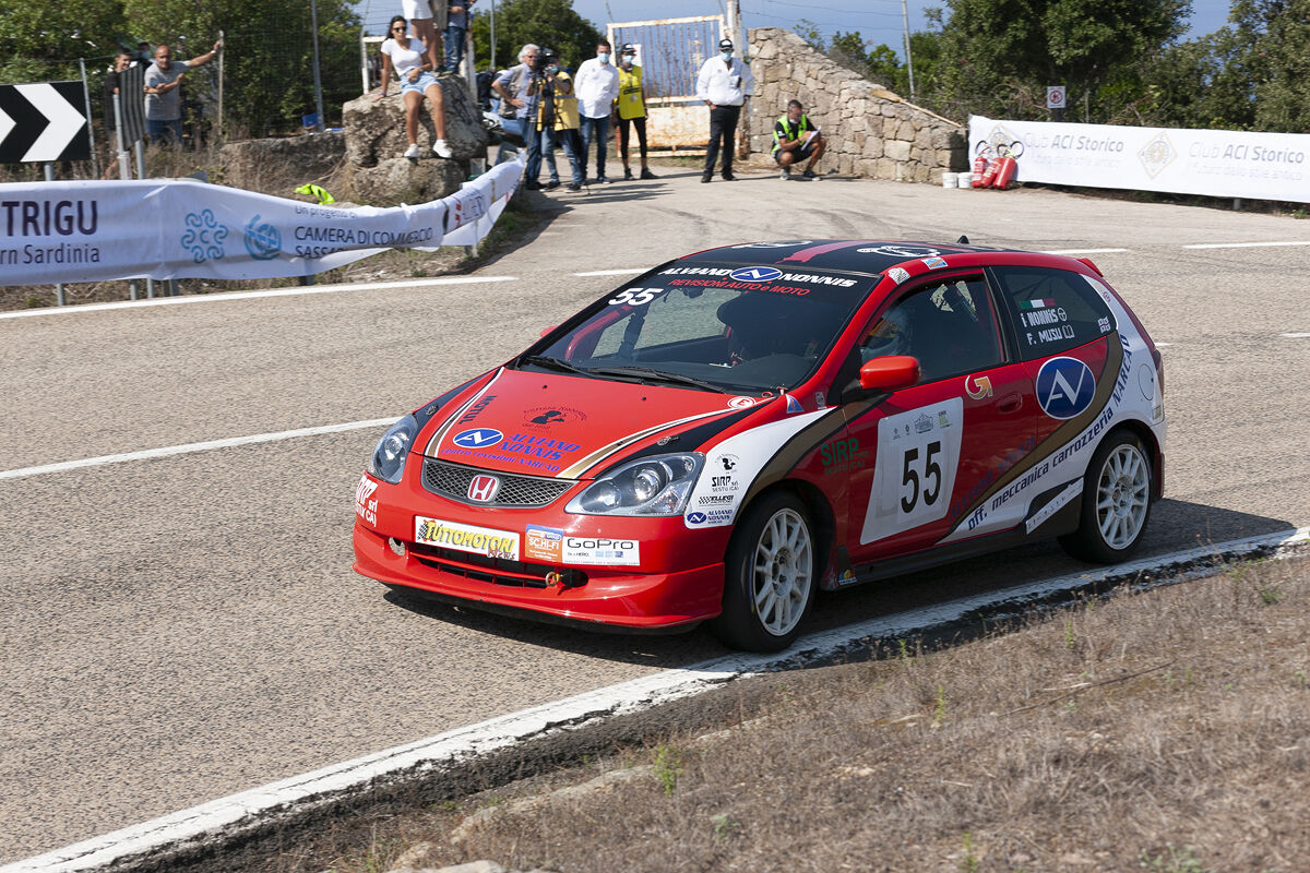 Alghero: top ten, vittorie di gruppo e classe per i portacolori Porto Cervo Racing