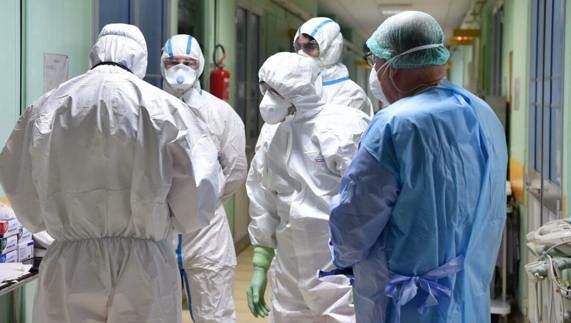 Coronavirus, “sindaci sardi avvisati direttamente dai contagiati: è intollerabile”