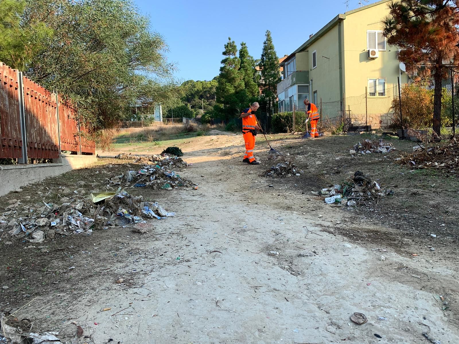 Cagliari, addio a siringhe e cartacce in via Cinquini: bonificata l’ex circoscrizione
