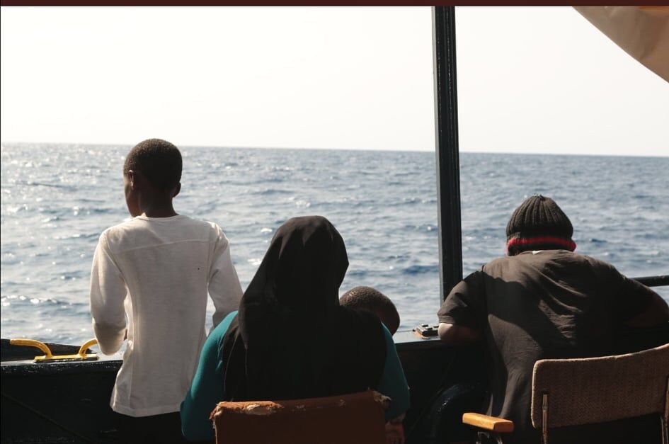 Sardegna, il Viminale autorizza lo sbarco dei 125 migranti della Alan Kurdi