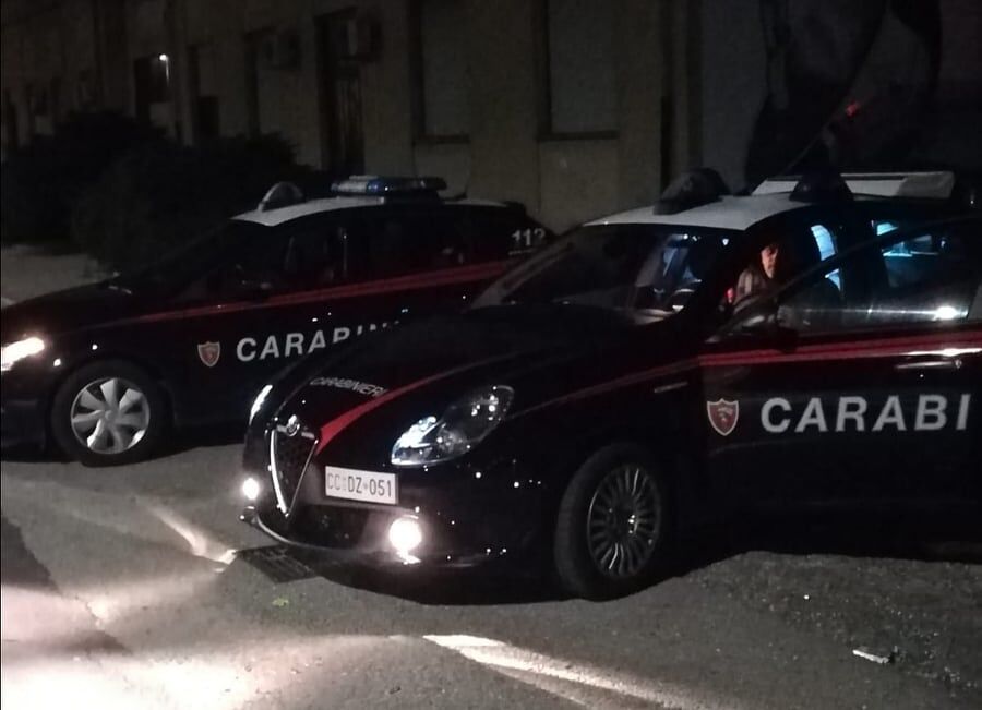 Niente mascherine e distanziamento, multe a 3 locali della “movida” di Guspini