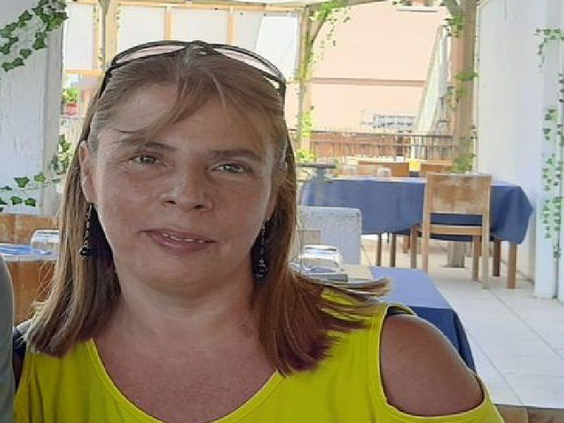 Pirri, la rabbia di Elena: “Auto rubata in 15 minuti mentre ero al bar, aiutatemi”